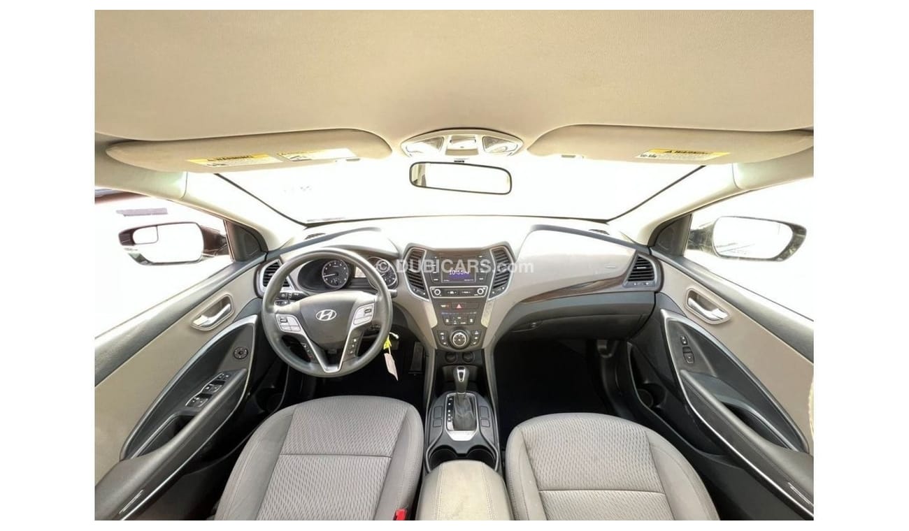 Hyundai Santa Fe *Offer*2017 Hyundai Santa Fe Sports 4x4  /