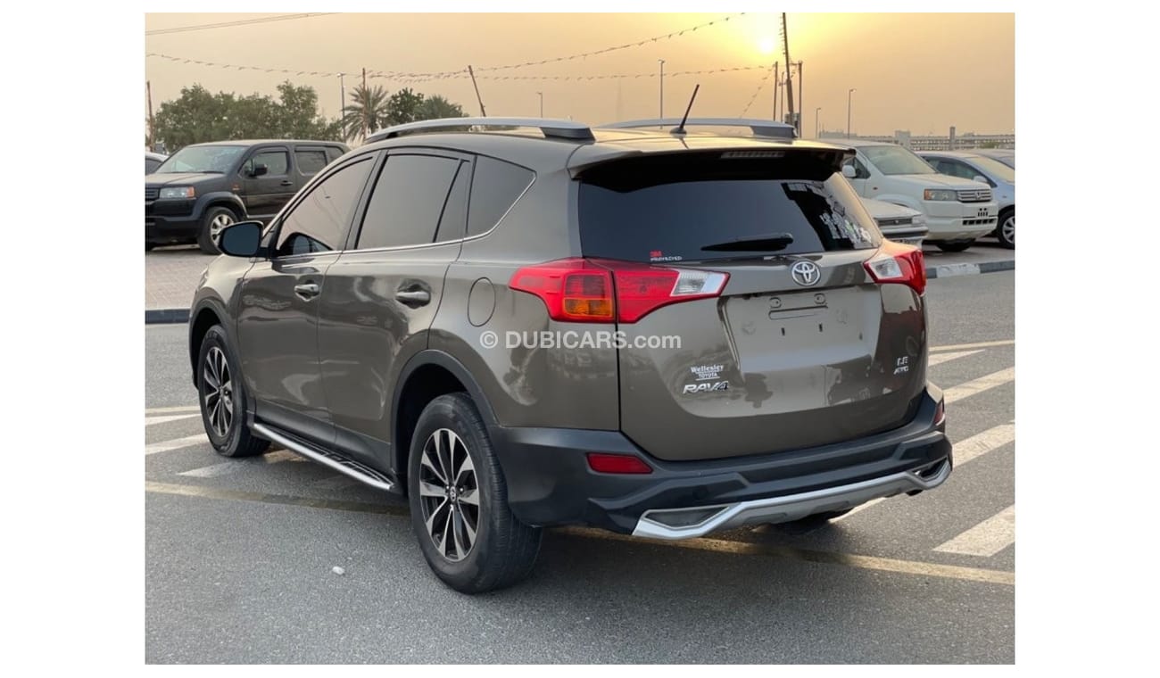 تويوتا راف ٤ *Offer*2015 Toyota Rav4 LE 4x4 MidOption+ With Side Steps and DVD / Leather seats