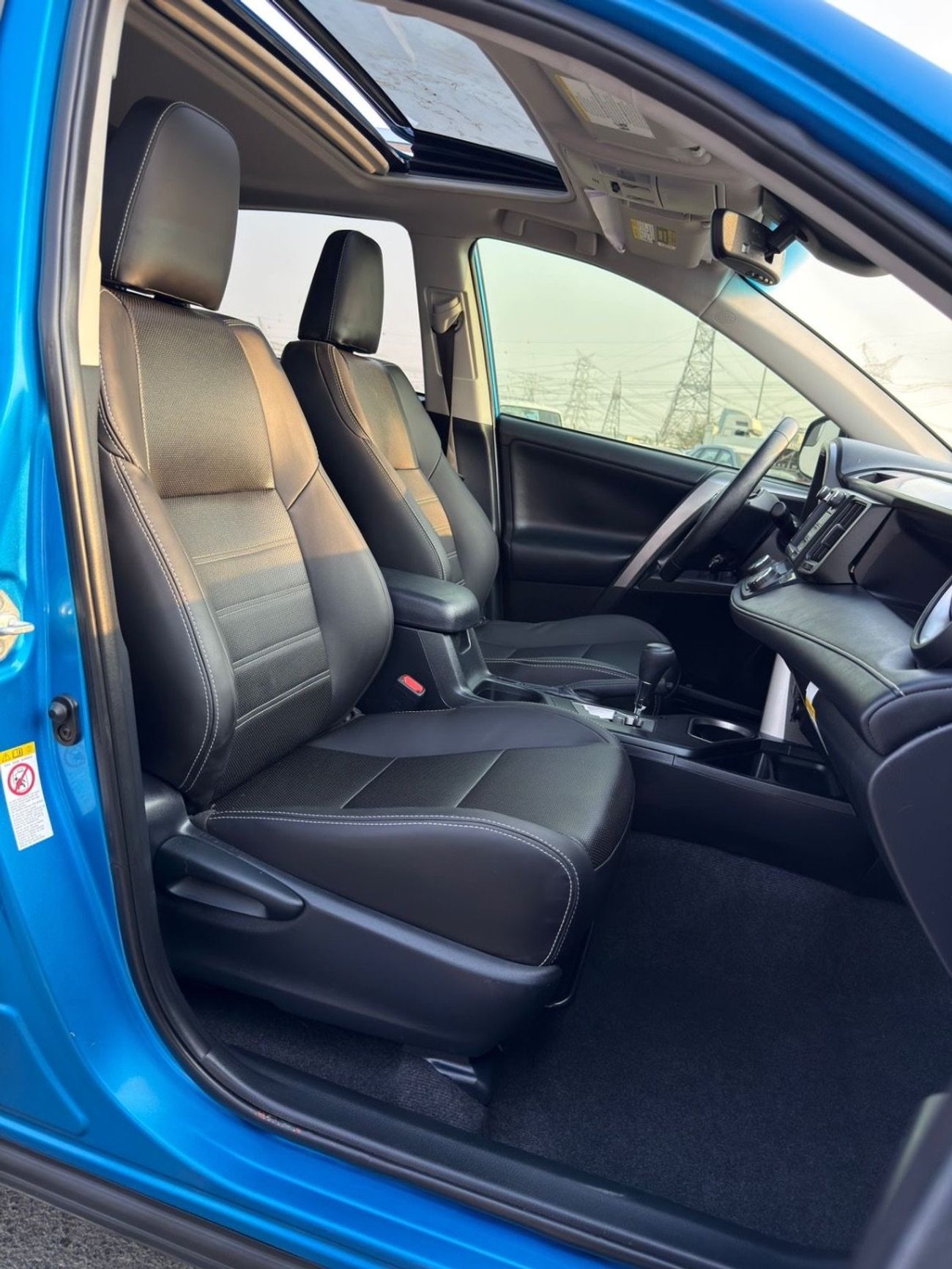 Toyota RAV4 XLE 2.5L Hybrid