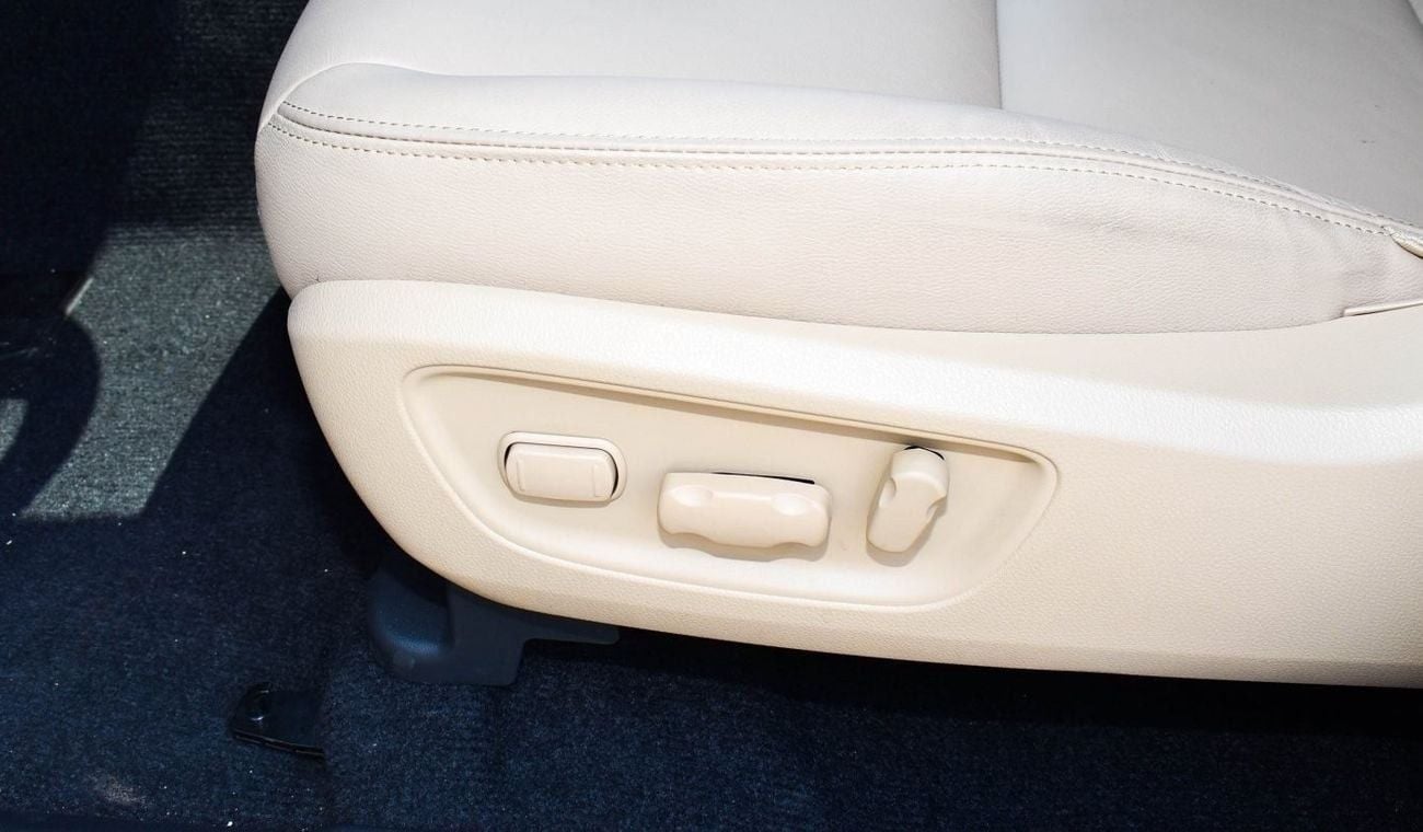 Mitsubishi Montero Brand New Mitsubishi Montero Sport 2023 Export 3.0L A/T 4WD Petrol|Brown/Beige |MONTEROSPORTGLS4|