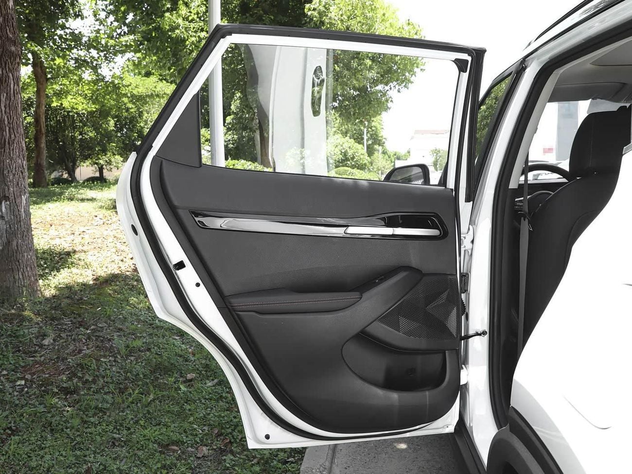 Kia Seltos Kia Seltos Premium 1.5L - White & Black Inside Black
