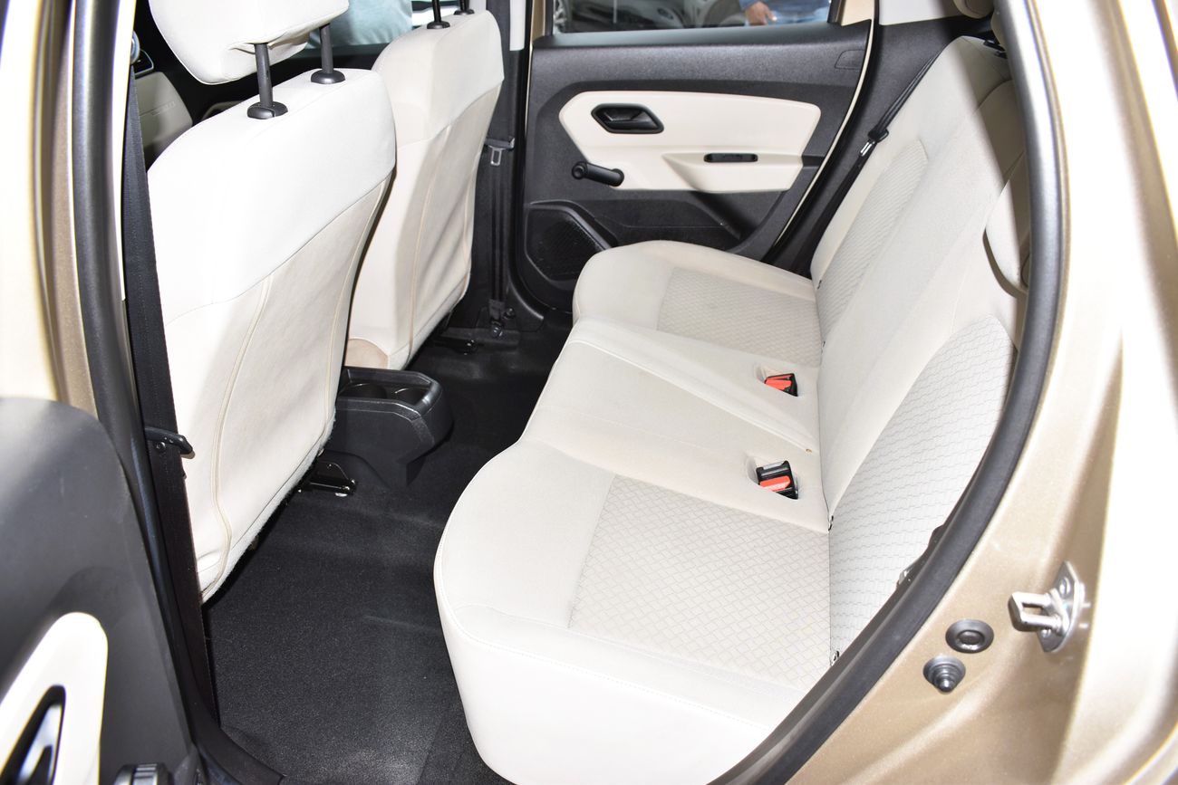 رينو داستر AED 559 PM | 1.6L PE GCC DEALER WARRANTY