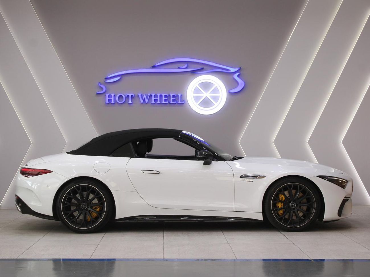 مرسيدس بنز SL 63 AMG - V8 Biturbo 4Matic | 2023