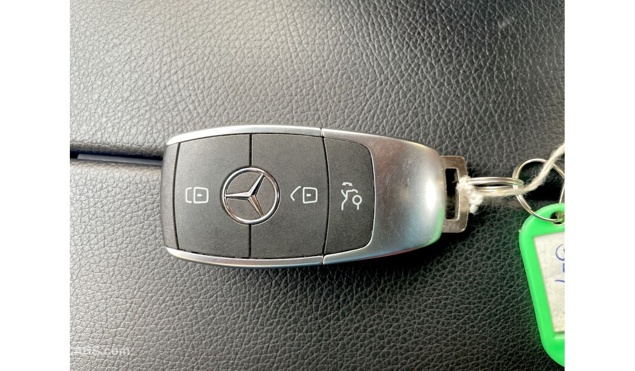 Mercedes-Benz C200 PREMIUM 2.0L | GCC | EXCELLENT CONDITION | FREE 2 YEAR WARRANTY | FREE REGISTRATION | 1 YEAR FREE IN