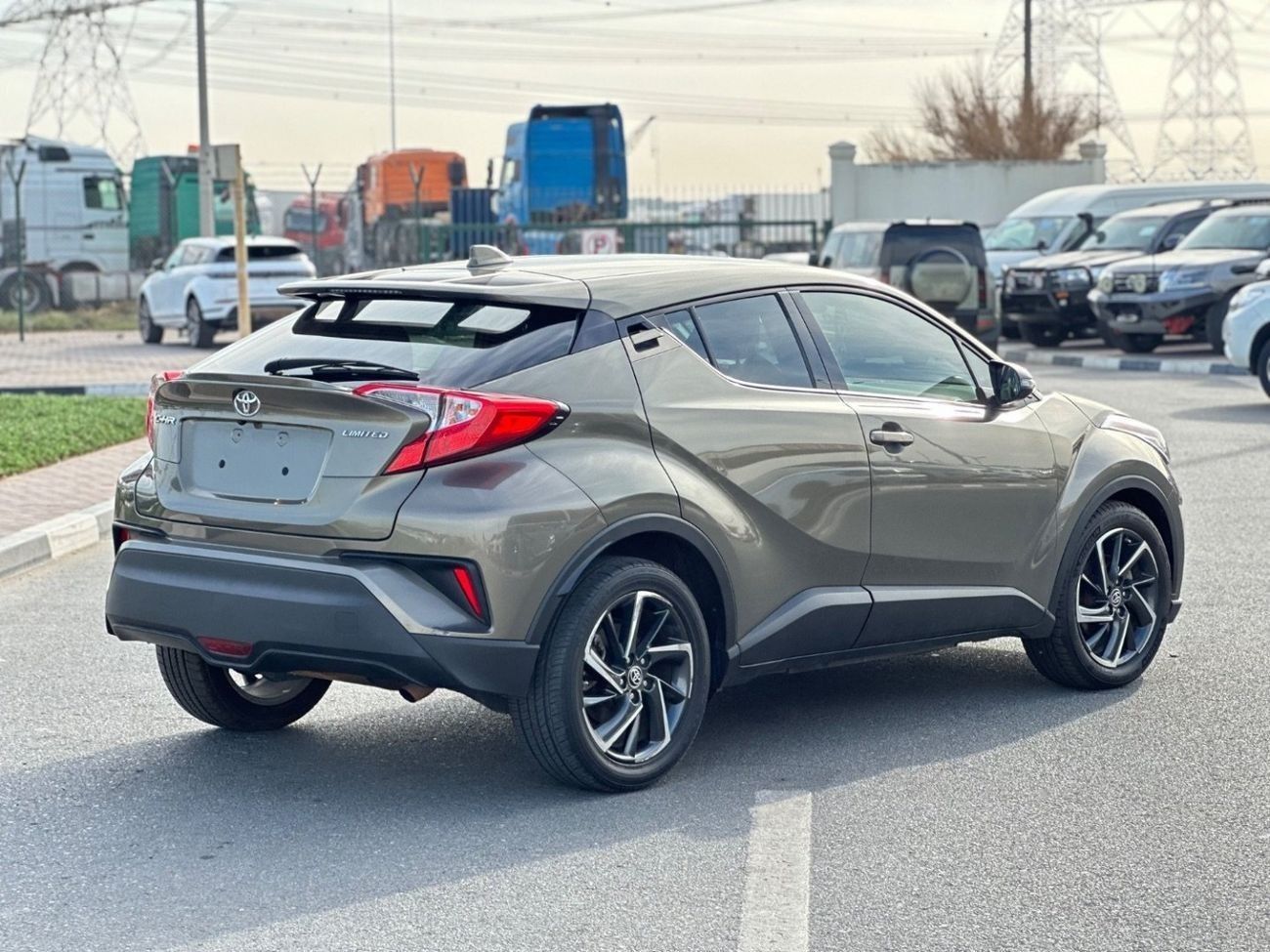 Toyota CHR Limited ,leather seats,electric seats, blind spots Full Option