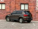 Volkswagen Tiguan S 2.0L