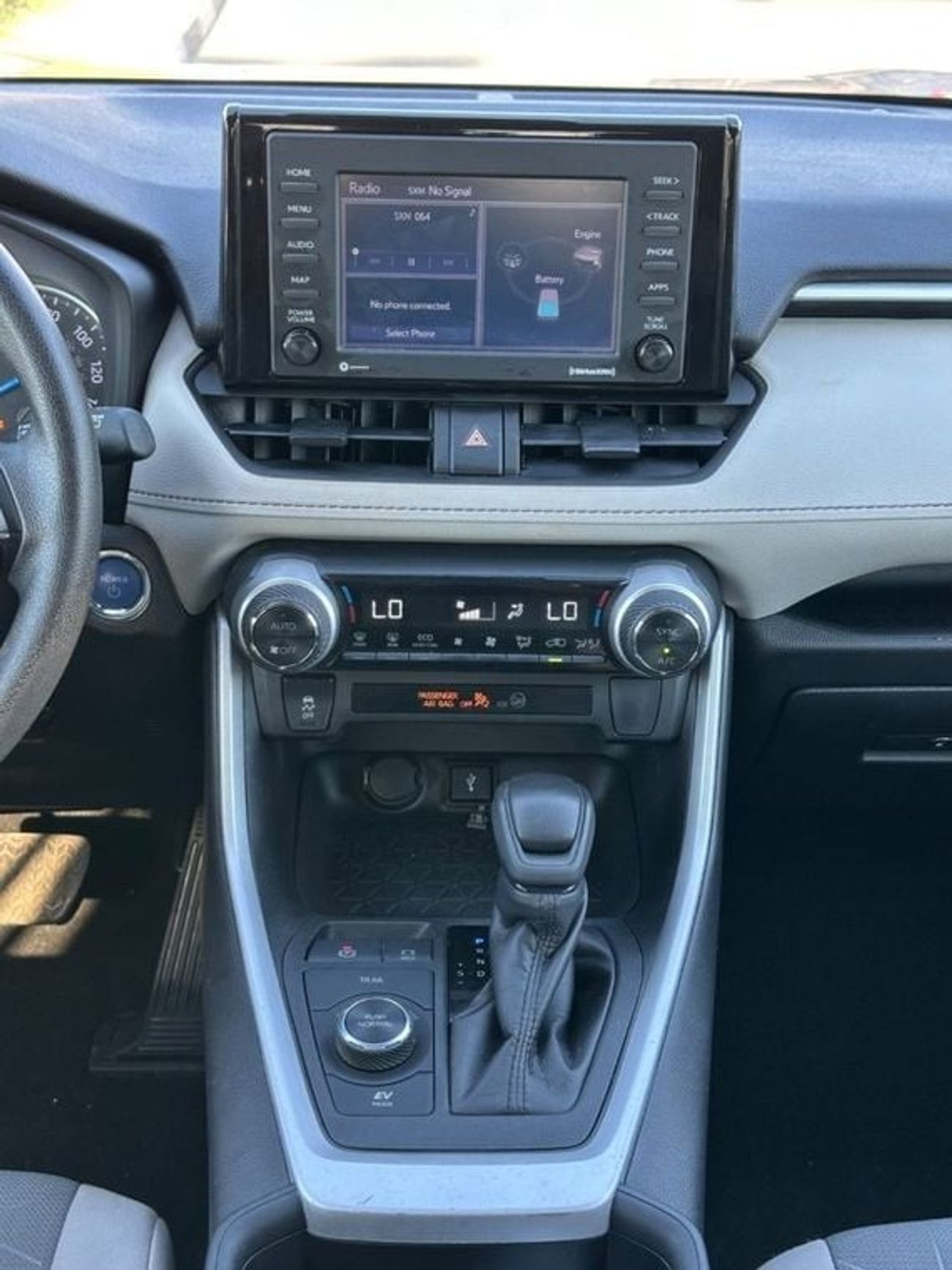 Toyota RAV4 Hybrid XLE 2.5L full option