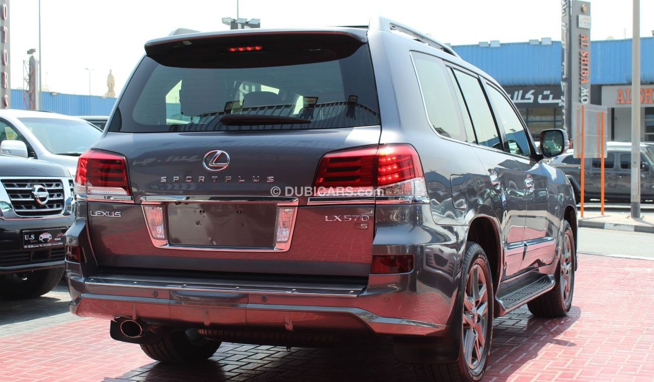 Lexus LX 570 SPORTPLUS 2015 GCC SPECS FSH MINT IN CONDITION