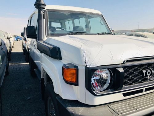 Toyota Land Cruiser VX