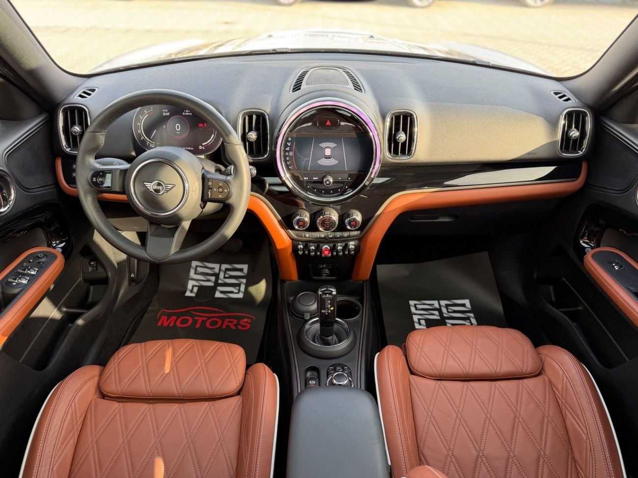 Mini Cooper Countryman Mini Cooper Country / 2022 / 32,000KM / GCC / Under Warranty