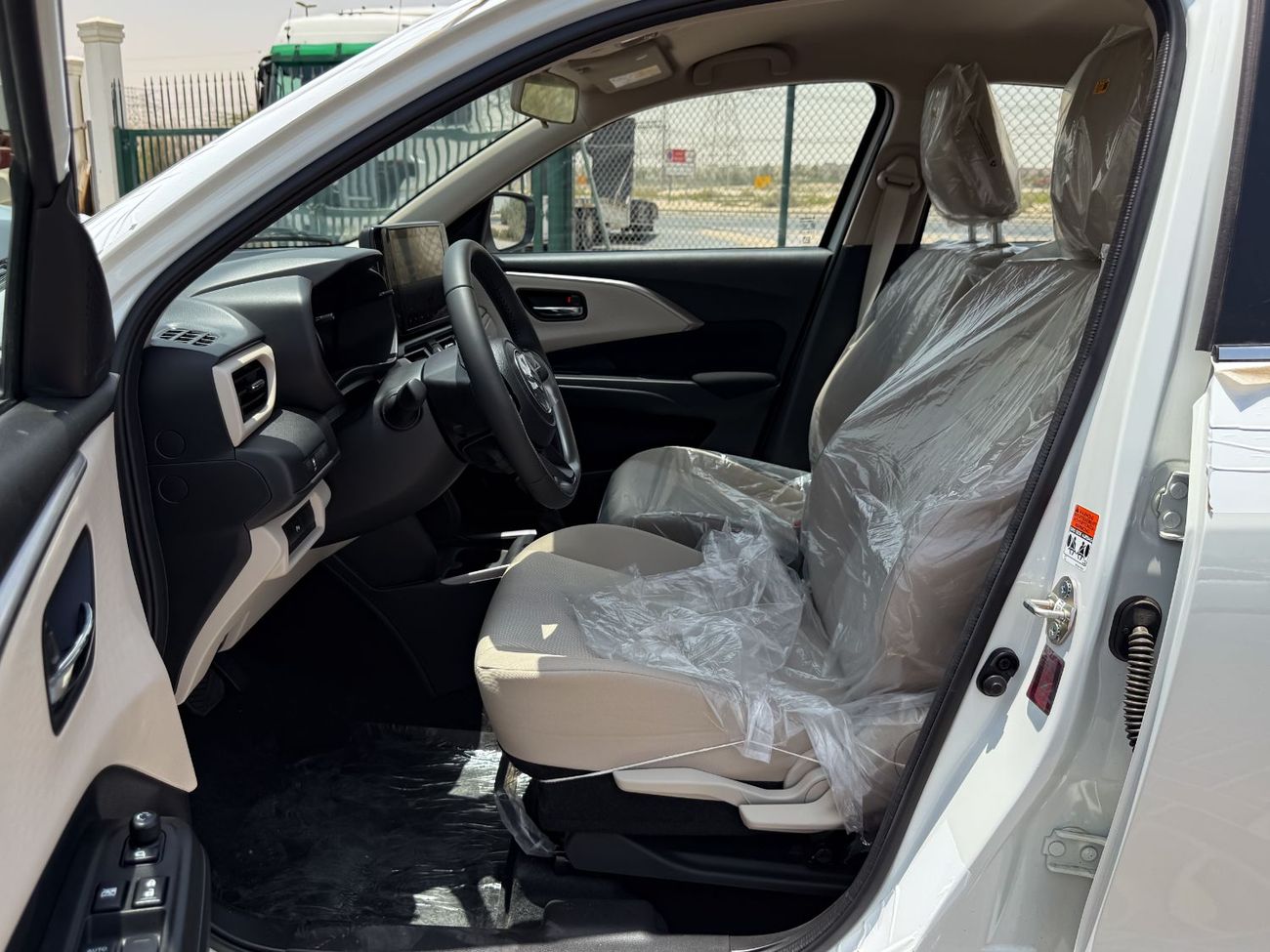 سوزوكي دزاير 2025 GLX 1.2-litre 4-cylinder petrol engine - 5 Speed AT - 9 inch Touchscreen - EXPORT