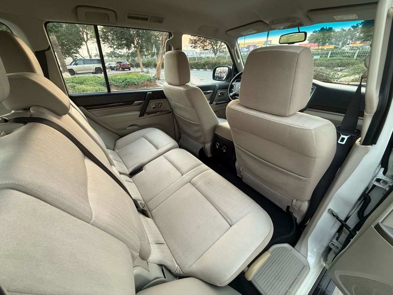 Mitsubishi Pajero GLS Base 3.5L (5 Seater) MITSUBISHI PAJERO GLS V6 2019 GCC 7 SEATER ORIGINAL PAINT TWO KEYS