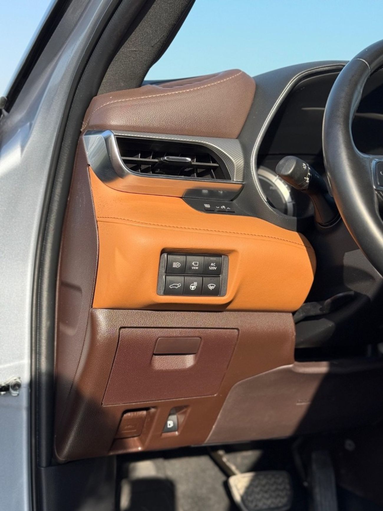 Toyota Highlander Limited 2.5L FWD Hybrid Limited 2.5L Panoramic,360 camera