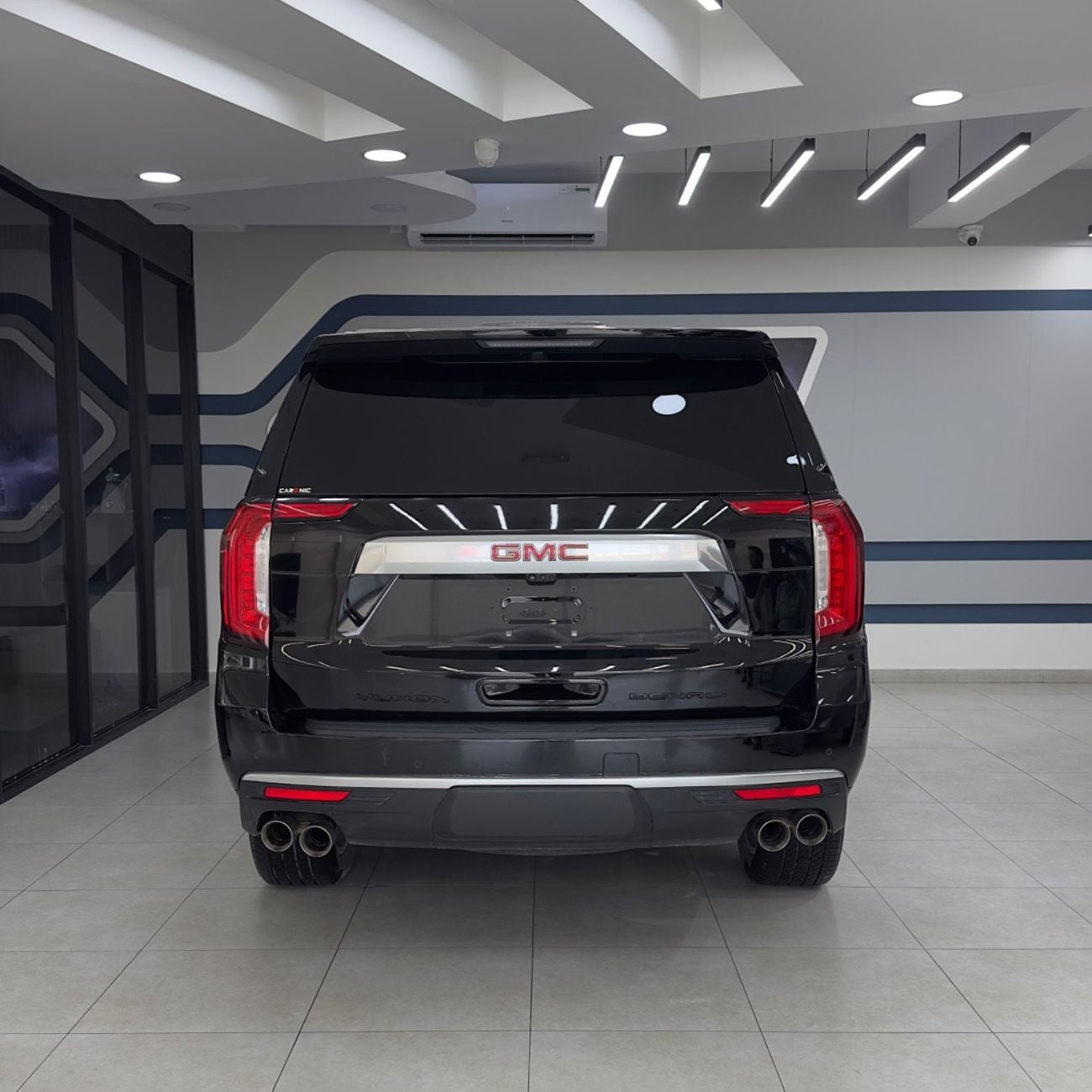 GMC Yukon Denali 6.2L Denali