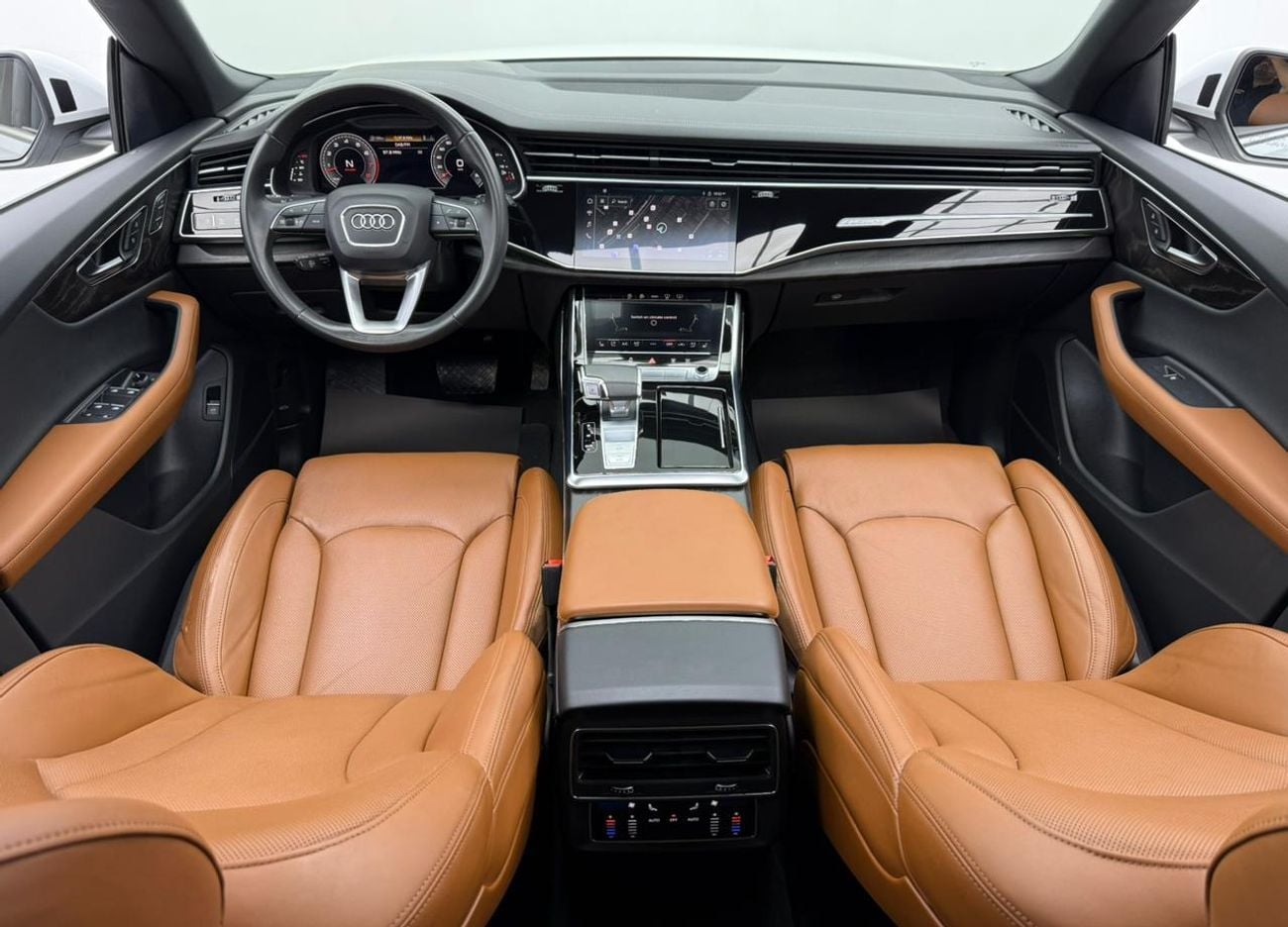 Audi Q8 55 TFSI S-LINE LUXURY 2023 Audi Q8 55 TFSI Quattro S-Line, 2028 Audi Warranty + Service Pack, Fully Loaded, GCC