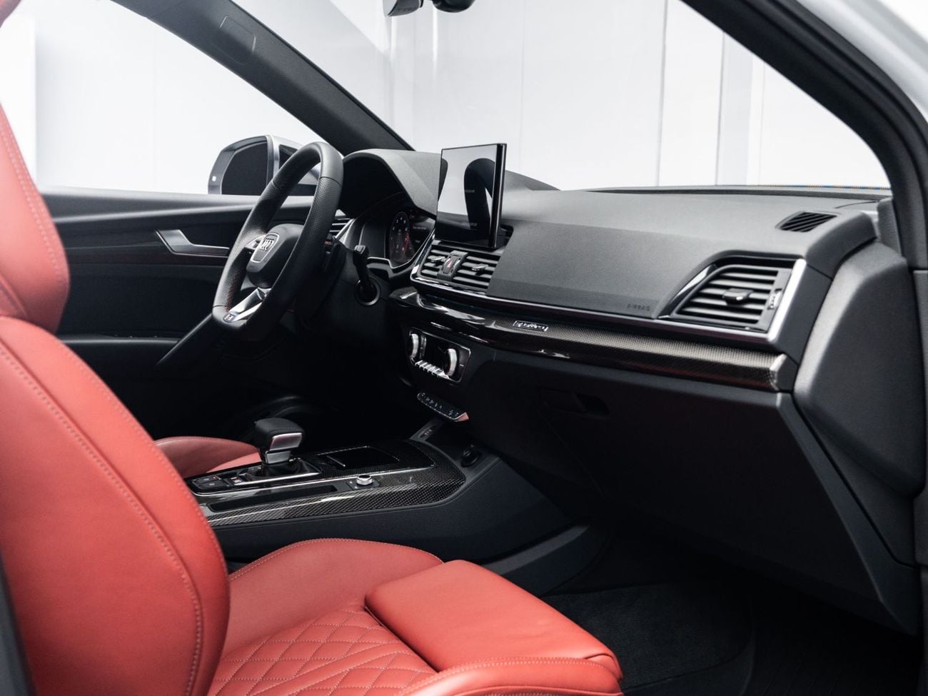 أودي SQ5 TFSI BUY NOW, PAY 2027 | THE BLACKLINE STANDARD | March 2029 Audi Warranty & Service Contract