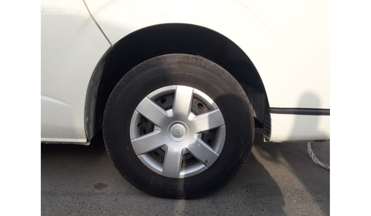 Toyota Hiace Hiace Van RIGHT HAND DRIVE  (Stock no PM 82 )