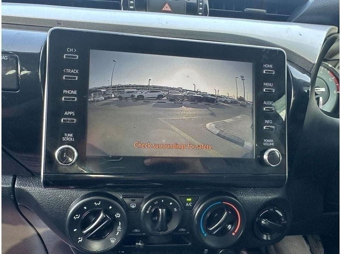 تويوتا هيلوكس