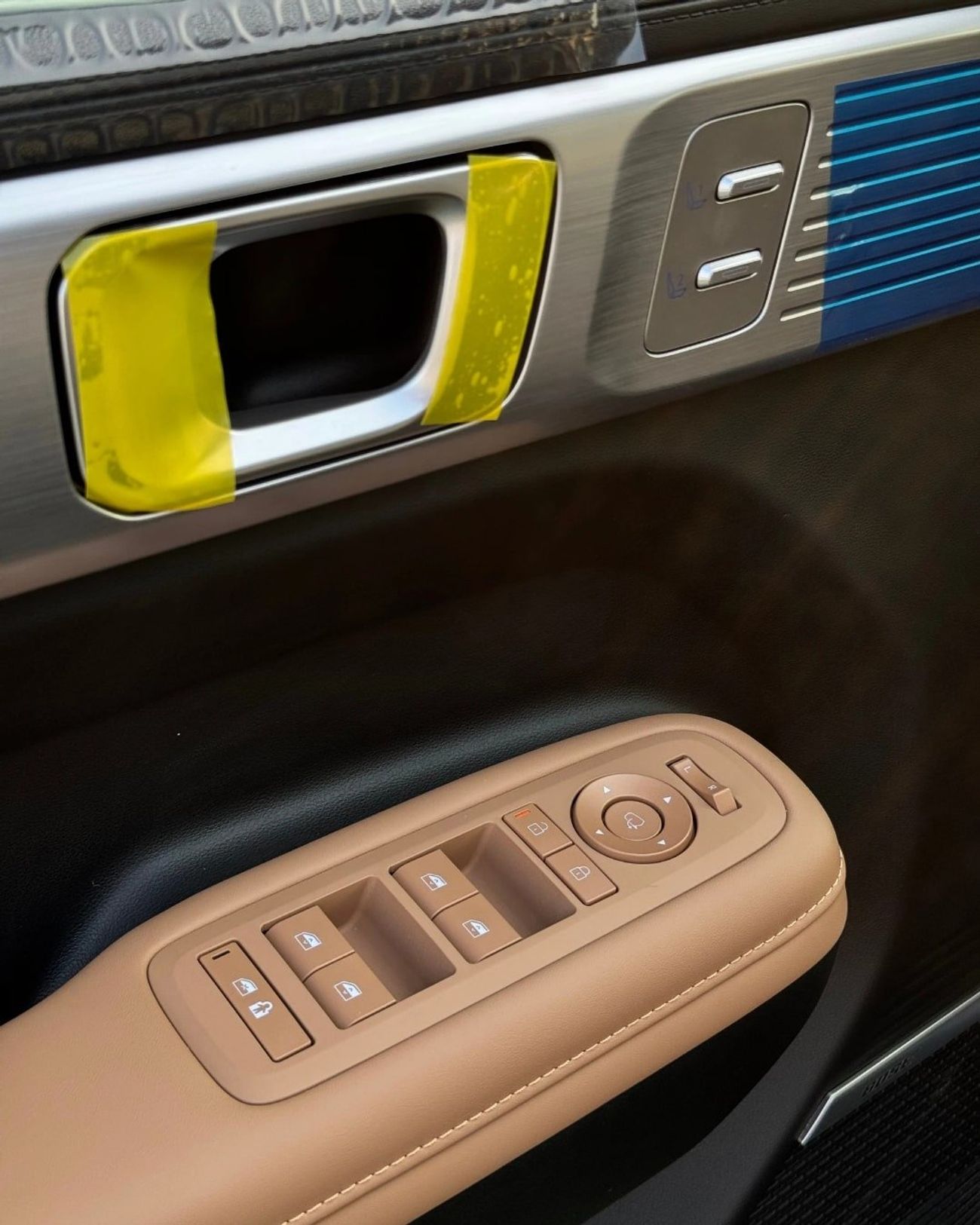 هيونداي سانتا في HYUNDAI SANTA FE 1.6T HEV Calligraphy - 2026 MODEL - BROWN COLOR