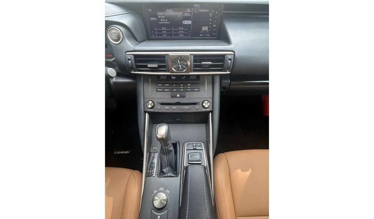 Lexus IS300 Excellence 2.0L LEXUS IS300 2019 GCC AL FUTTAIM LOW MILEAGE SINGLE OWNER IN MINT CONDITION