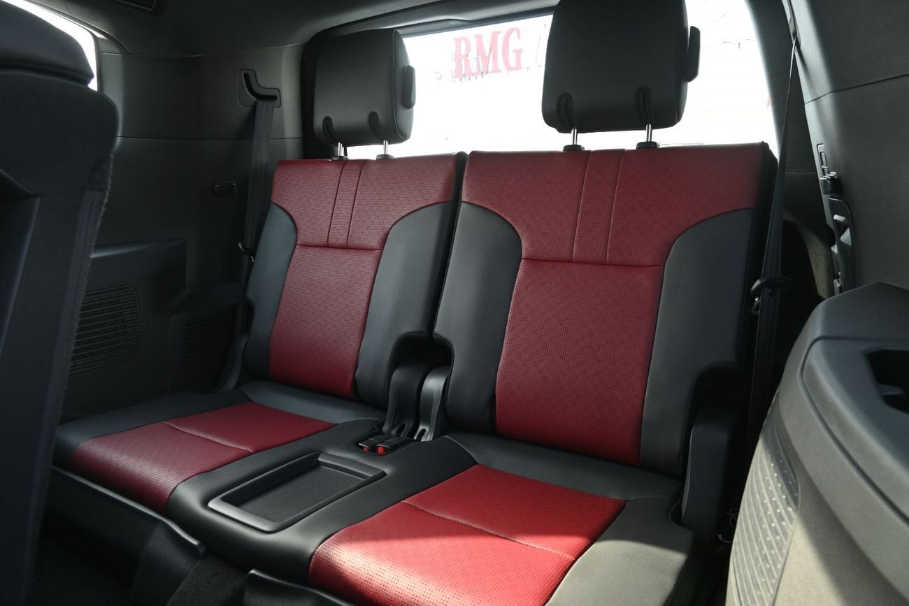 Toyota Land Cruiser GR SPORT 2025 Toyota Land Cruiser GR-Sport Saudi 3.5L Twin Turbo + Hybrid V6 4WD