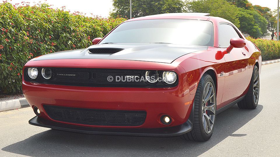 Dodge challenger v8