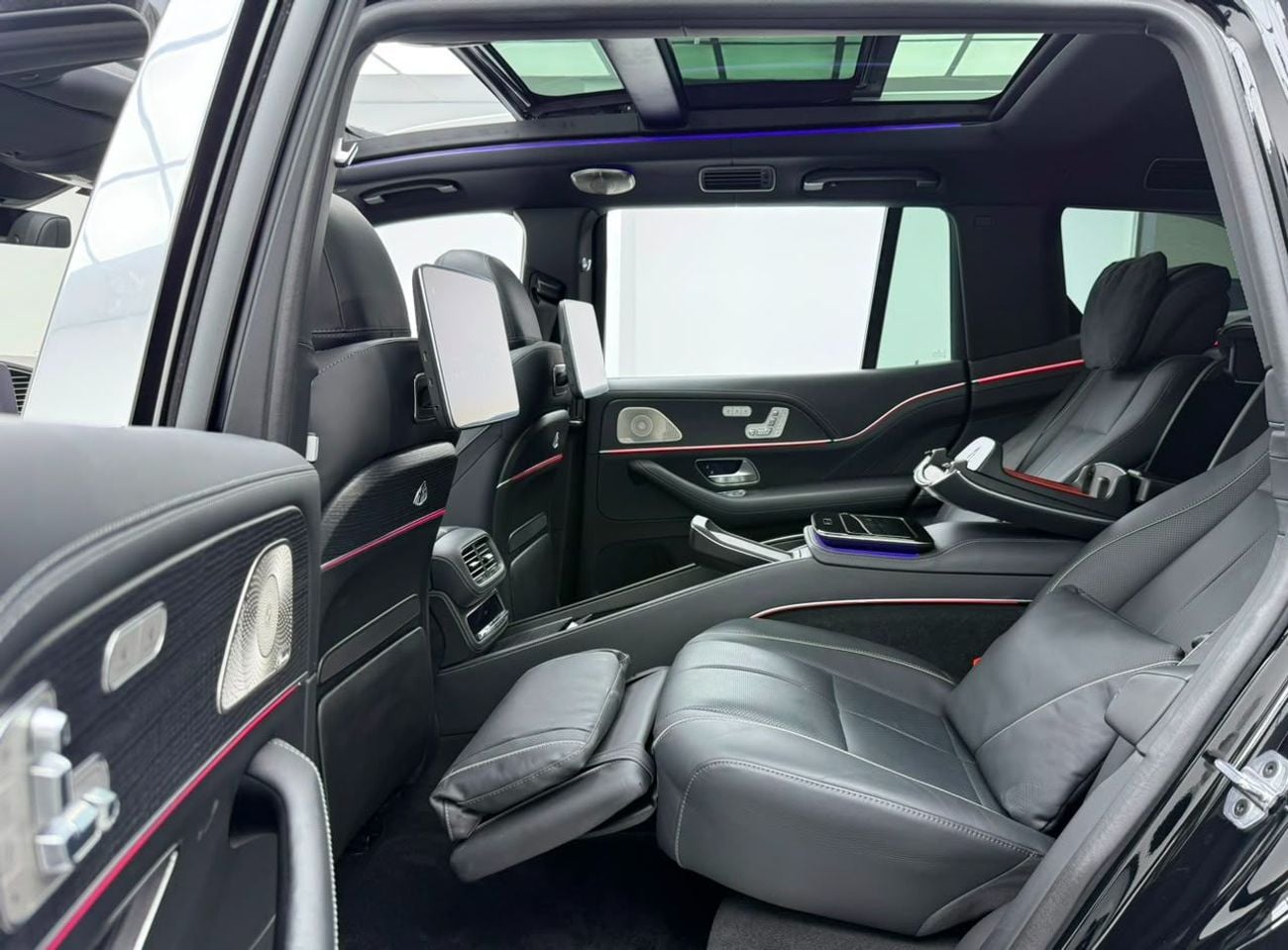 Mercedes Maybach GLS600 Maybach 2023 Mercedes Maybach GLS600, Warranty, Full Service History, Fully Loaded, Excellent Condition, Jap