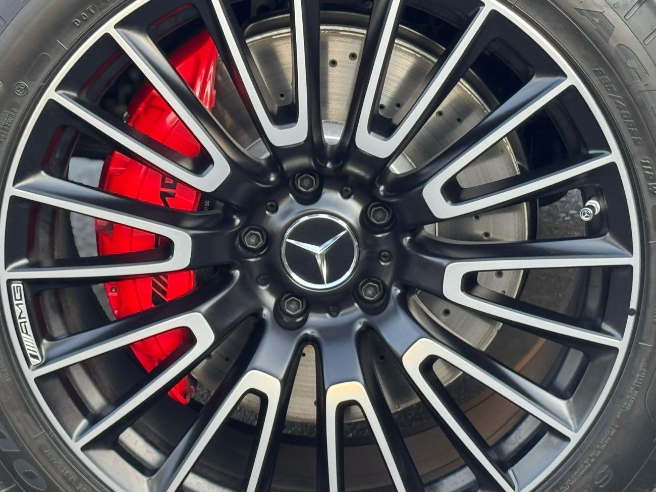 Mercedes-Benz G 63 AMG 4MATIC SUV **2025**GCC SPEC UNDER WARRANTY AND SERVICE CONTRACT