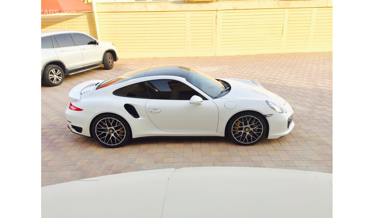 Porsche 911 Turbo S