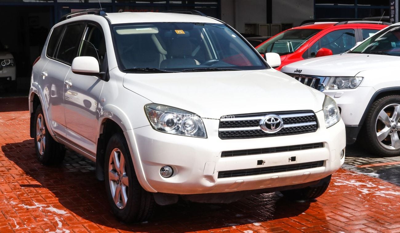 تويوتا راف ٤