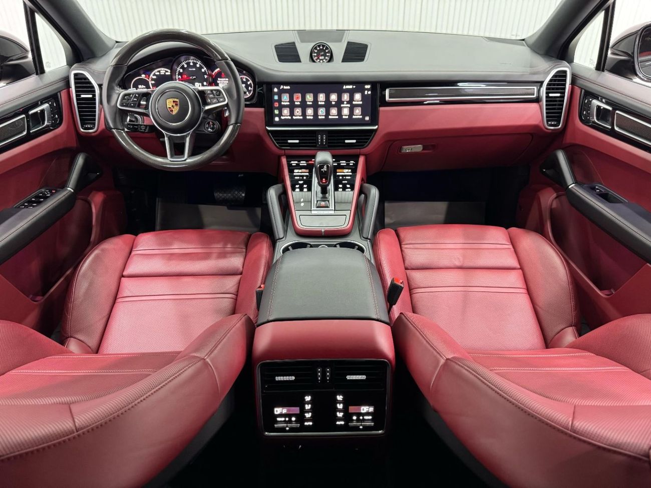 بورش كايان Base Coupe 2023 Porsche Cayenne Coupe, Nov 2025 Porsche Warranty, Full Options, Low Kms, GCC