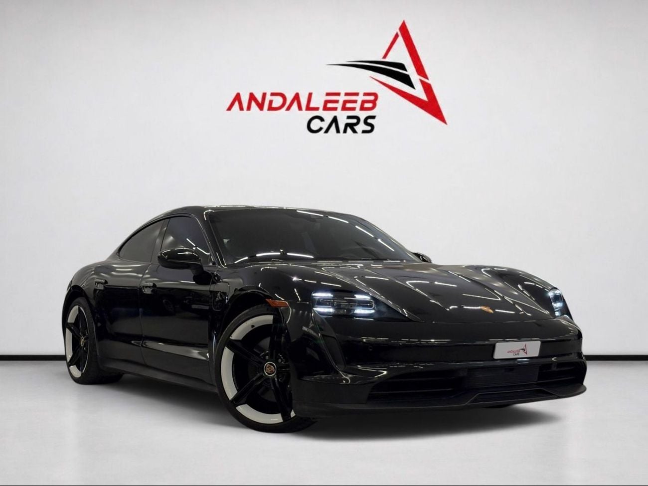 بورش تايكان AED 3,520 P.M | 0% DOWN PAYMENT | PORSCHE TAYCAN STANDARD | EV | 2022 | AMERICAN SPECS