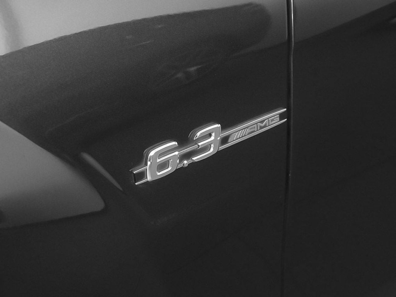 مرسيدس بنز C 63 AMG Std 6.2L 2013 Mercedes Benz C63 – P31 Performance Package / Original Paint