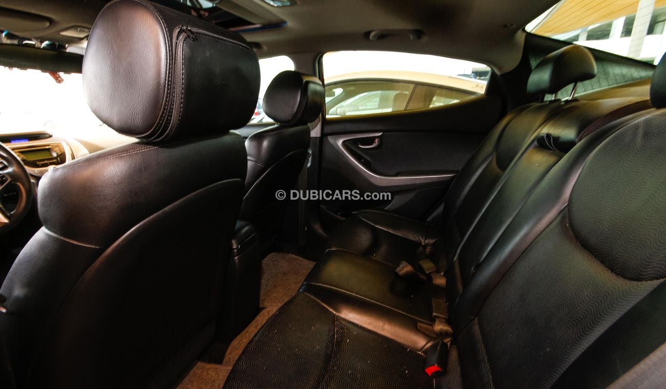 هيونداي إلانترا GLS