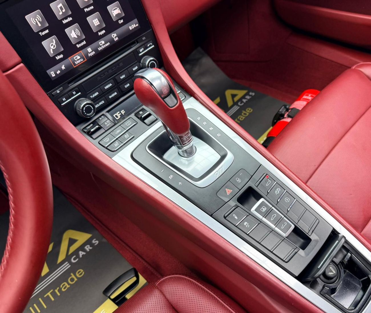 بورش 911 CARRERA بورش 911 كاريرا 2019، ضمان، سجل صيانة كامل لدى بورش، باقة سبورت كرونو، خليجية