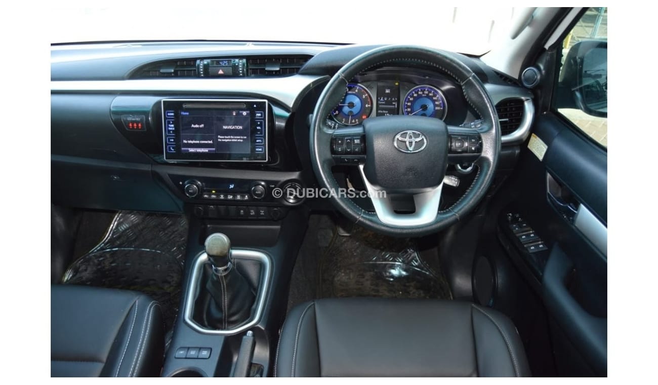 Toyota Hilux Full option clean car