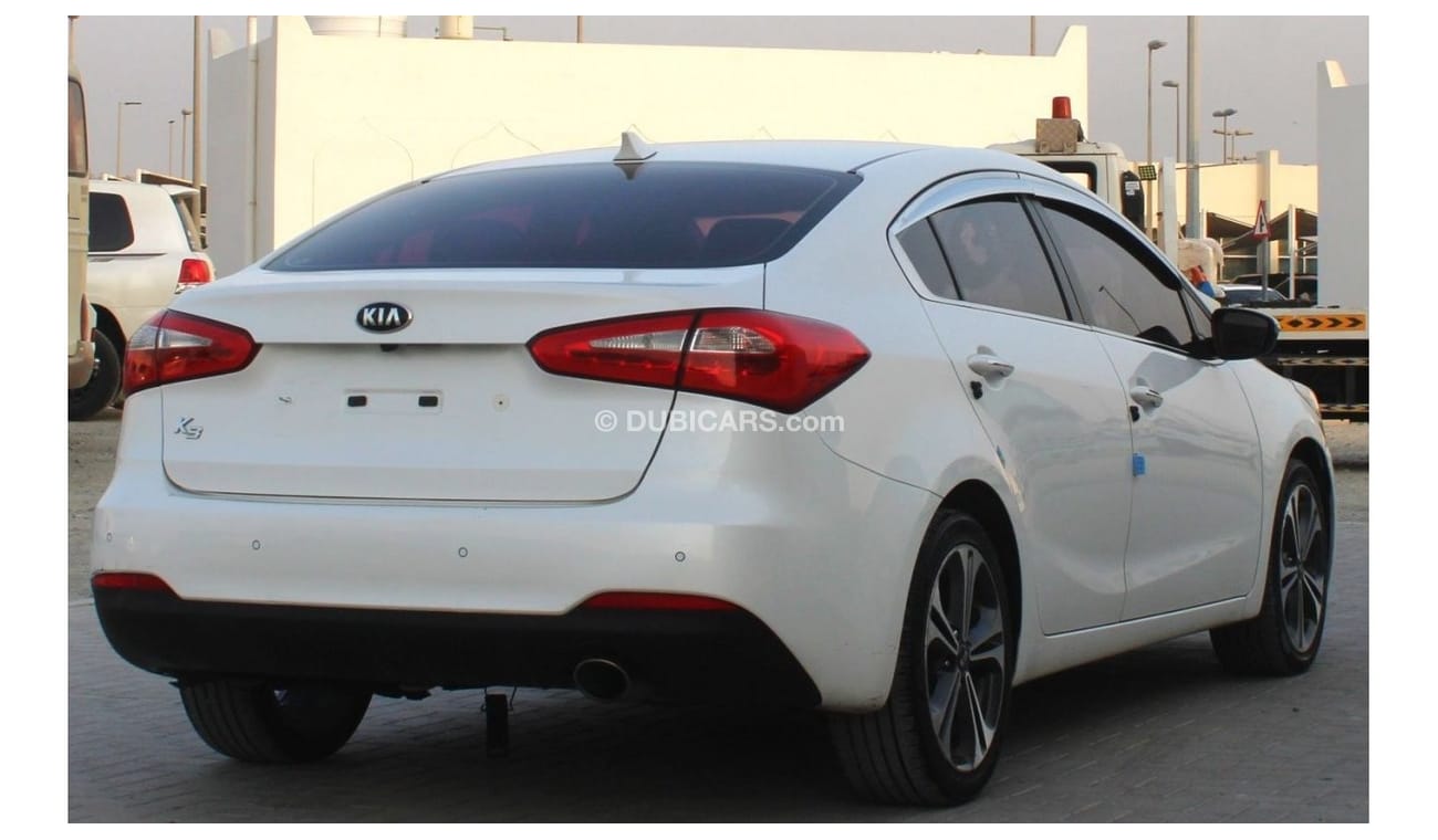 Kia K3 Kia Cerato 2015, imported from Korea, in excellent condition