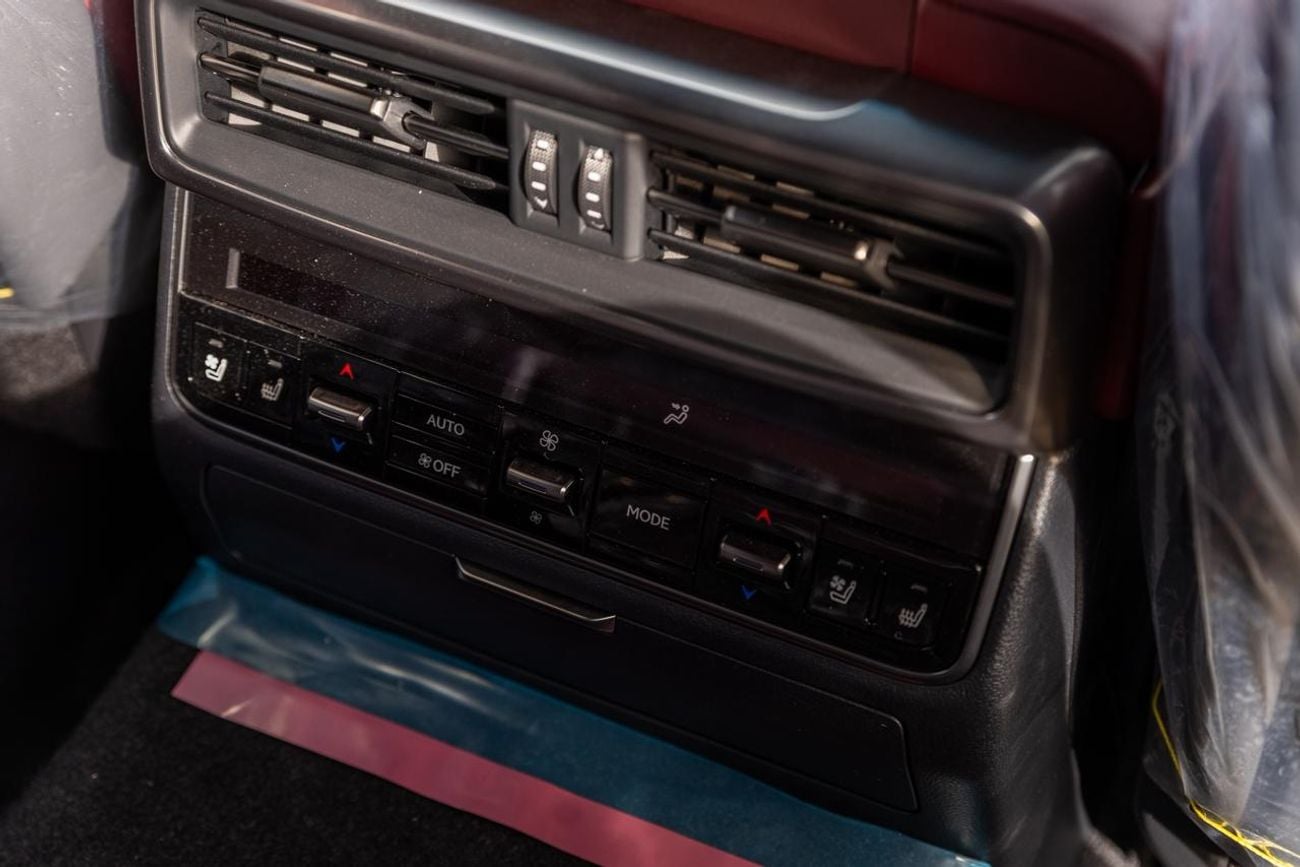 Lexus LX 700h 2025 LEXUS LX700h 3.5L TURBOSPORT HYBRID WHITE / MAROON