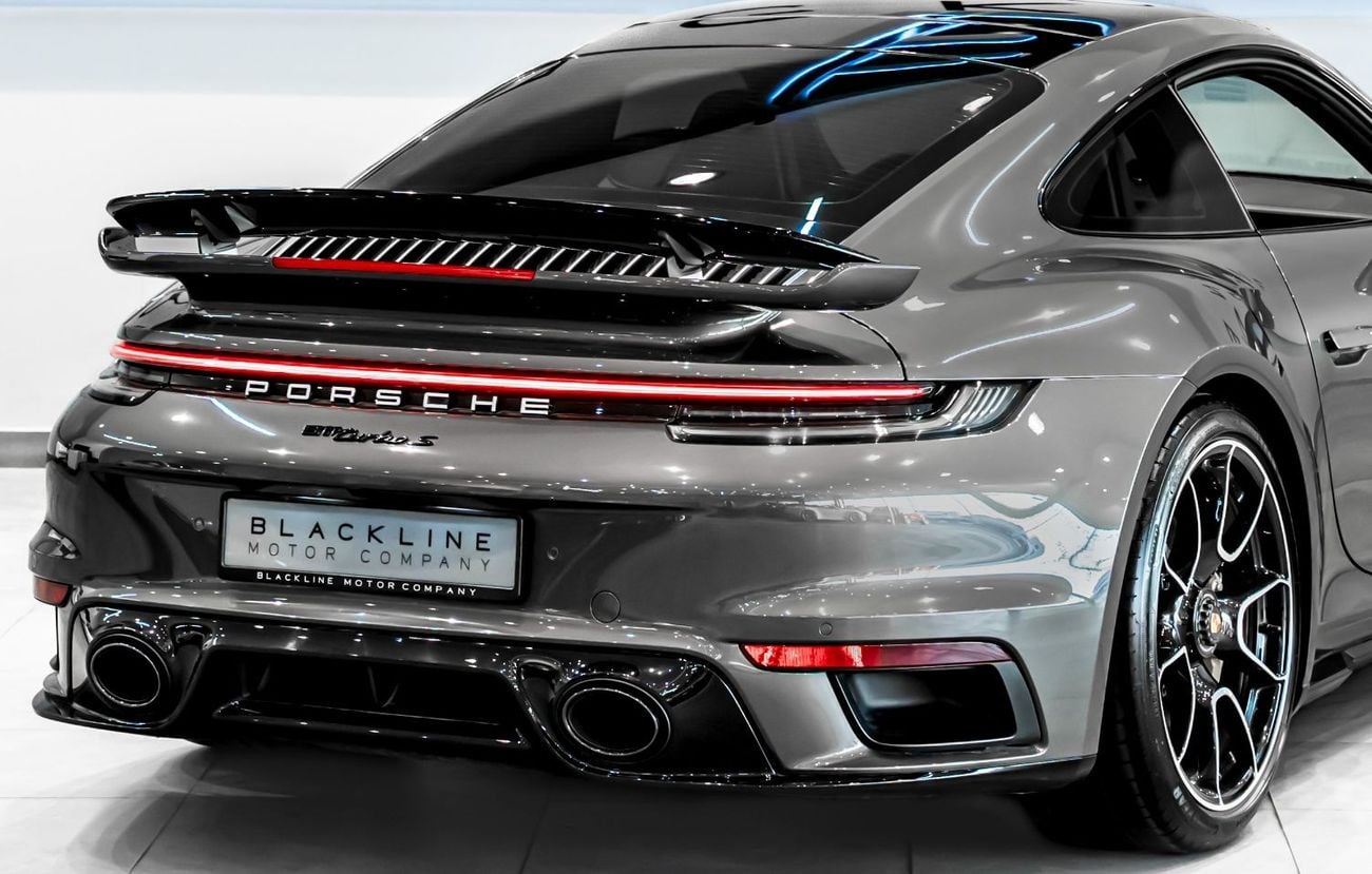 Porsche 911 Turbo S 3.8L (645 HP) Coupe