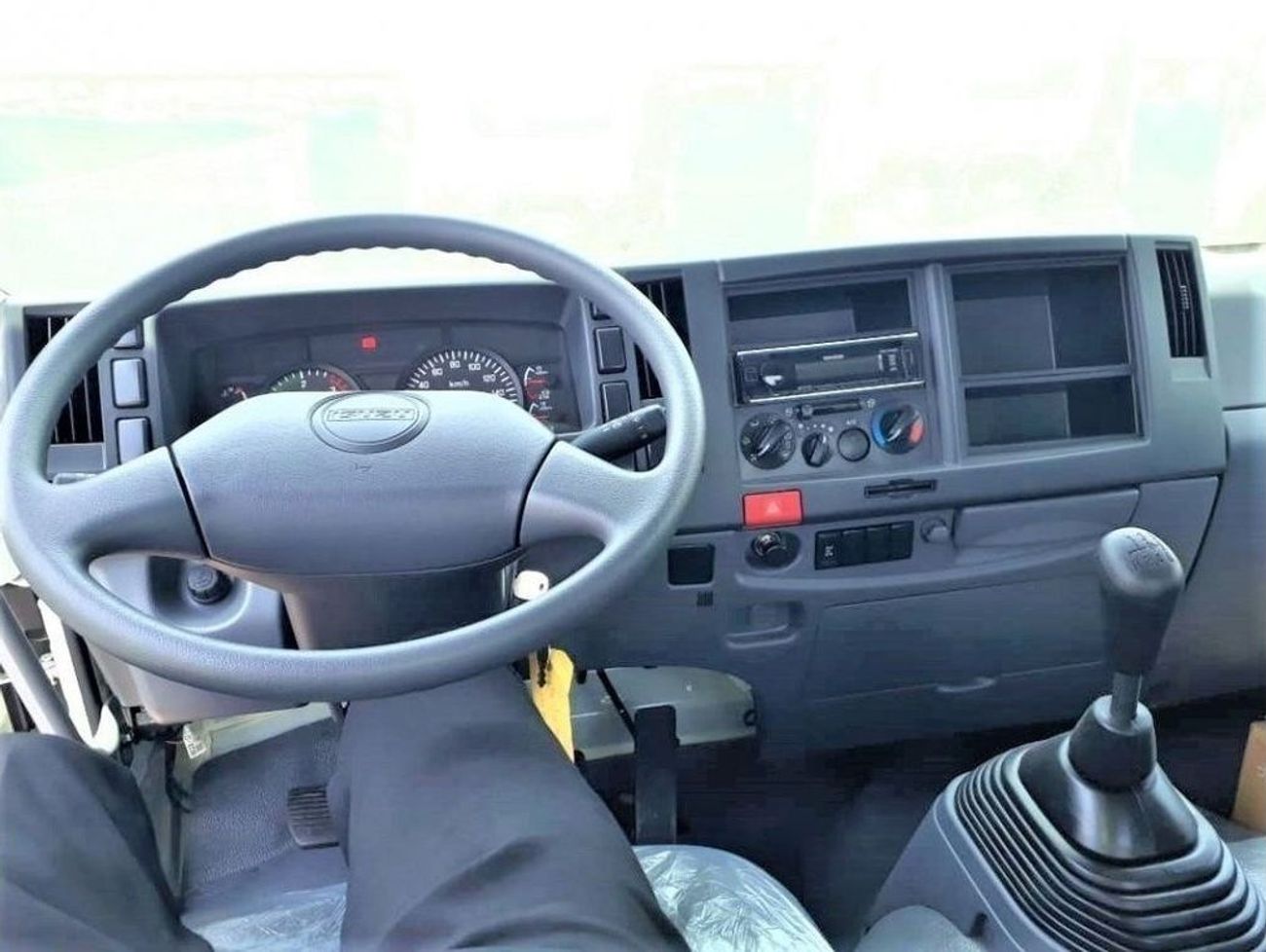 Isuzu FRR 11 ton  chassis