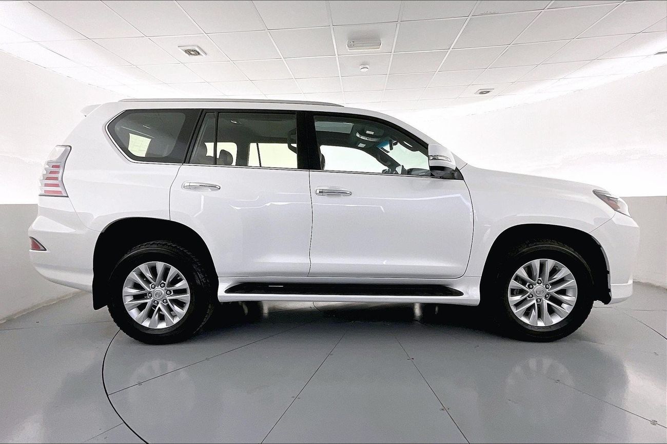 لكزس GX 460 Premier | عرض العيد الحصري | خالية من أضرار الفيضانات