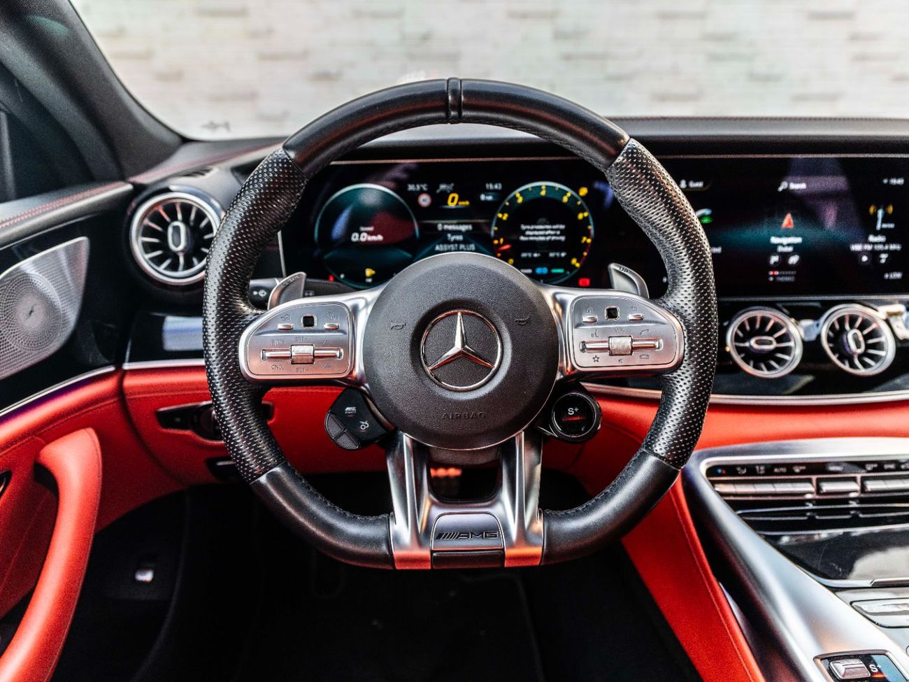 مرسيدس بنز ايه ام جي جي تي 53