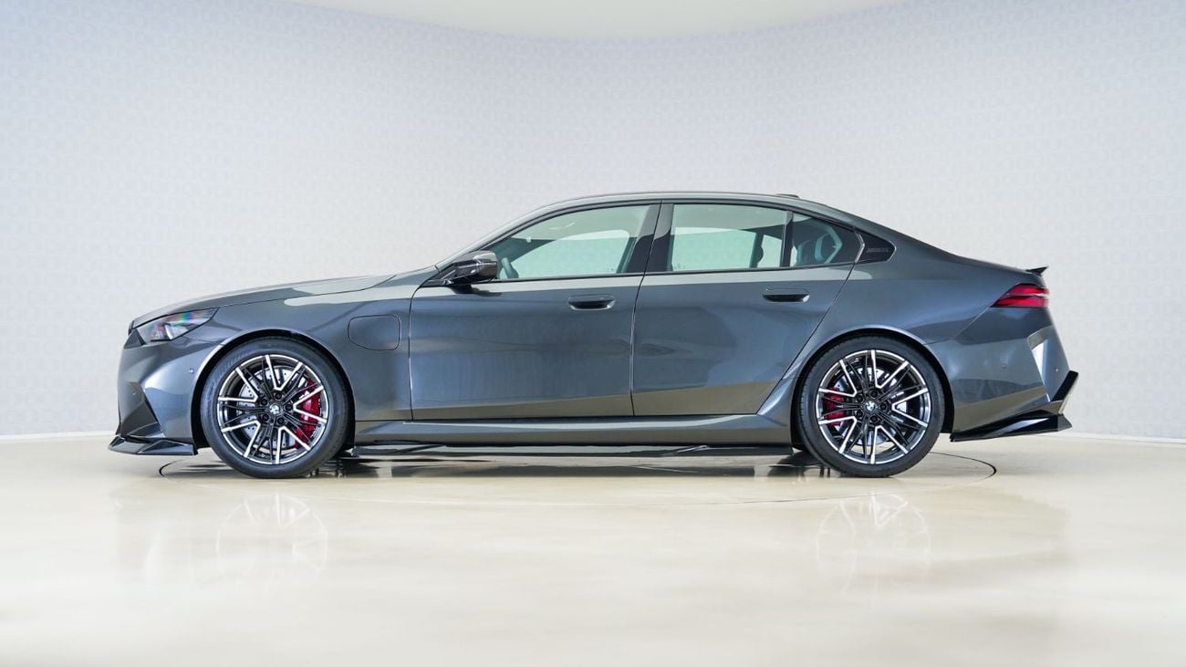 بي أم دبليو M5 UAE's Very Best Example | AED 7,967 Per Month