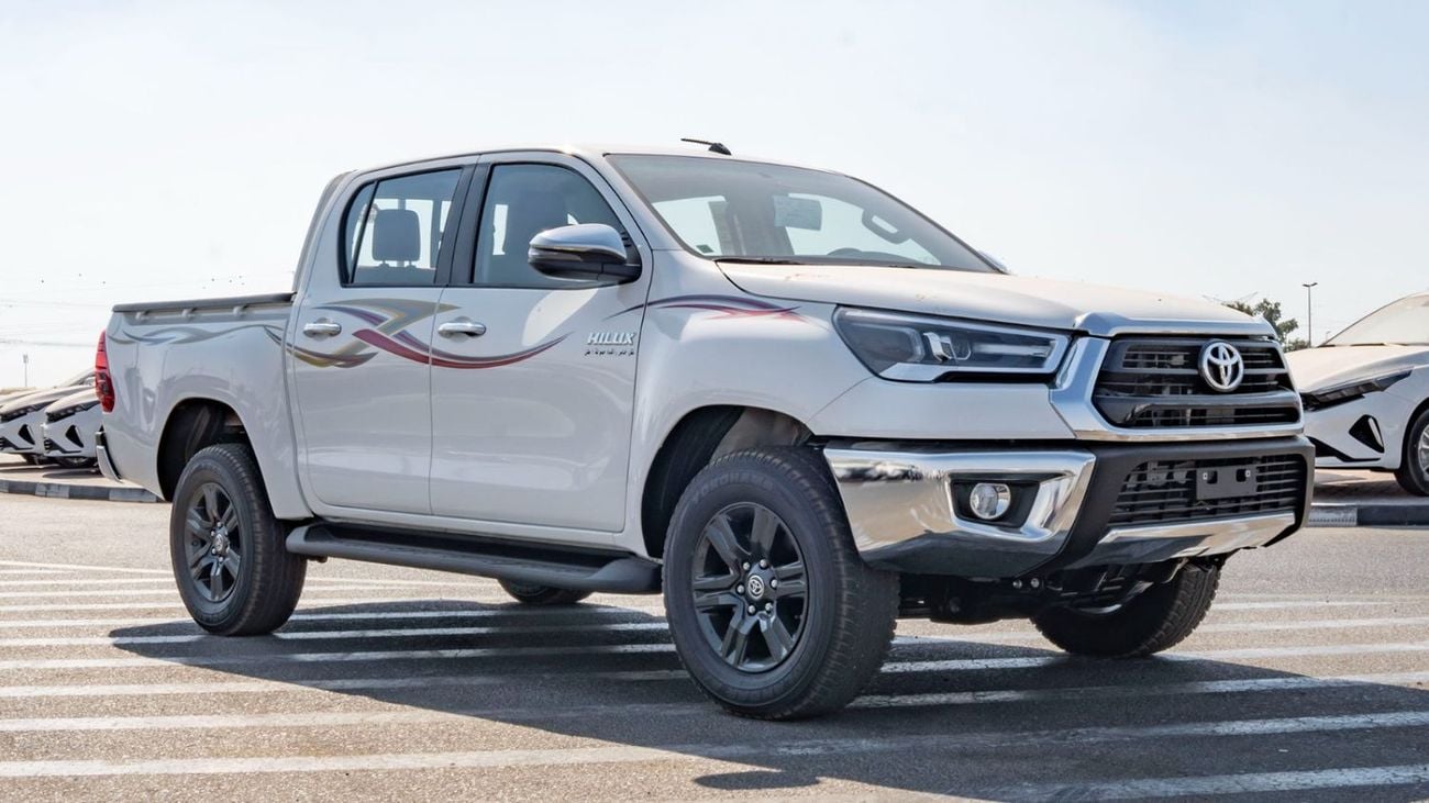 Toyota Hilux 2025 Toyota Hilux SR5 DC 4x4 2.7L Petrol AT (White)