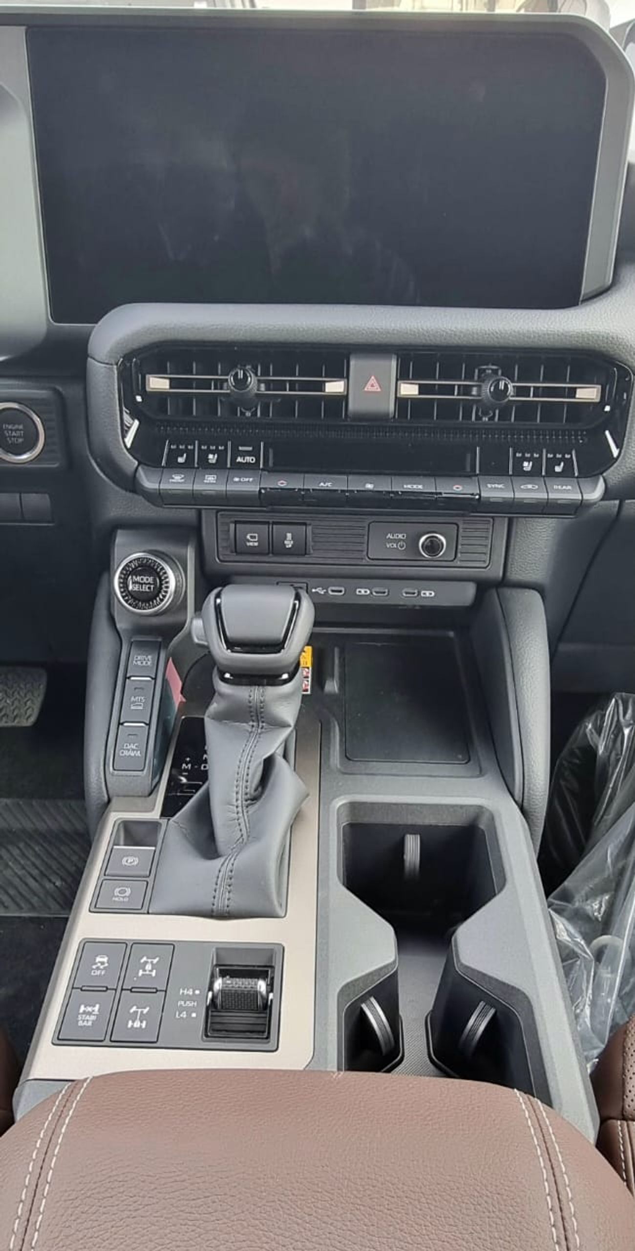 Toyota Prado TOYOTA PRADO 2.8L DIESEL LUXURY EDITION MY2025