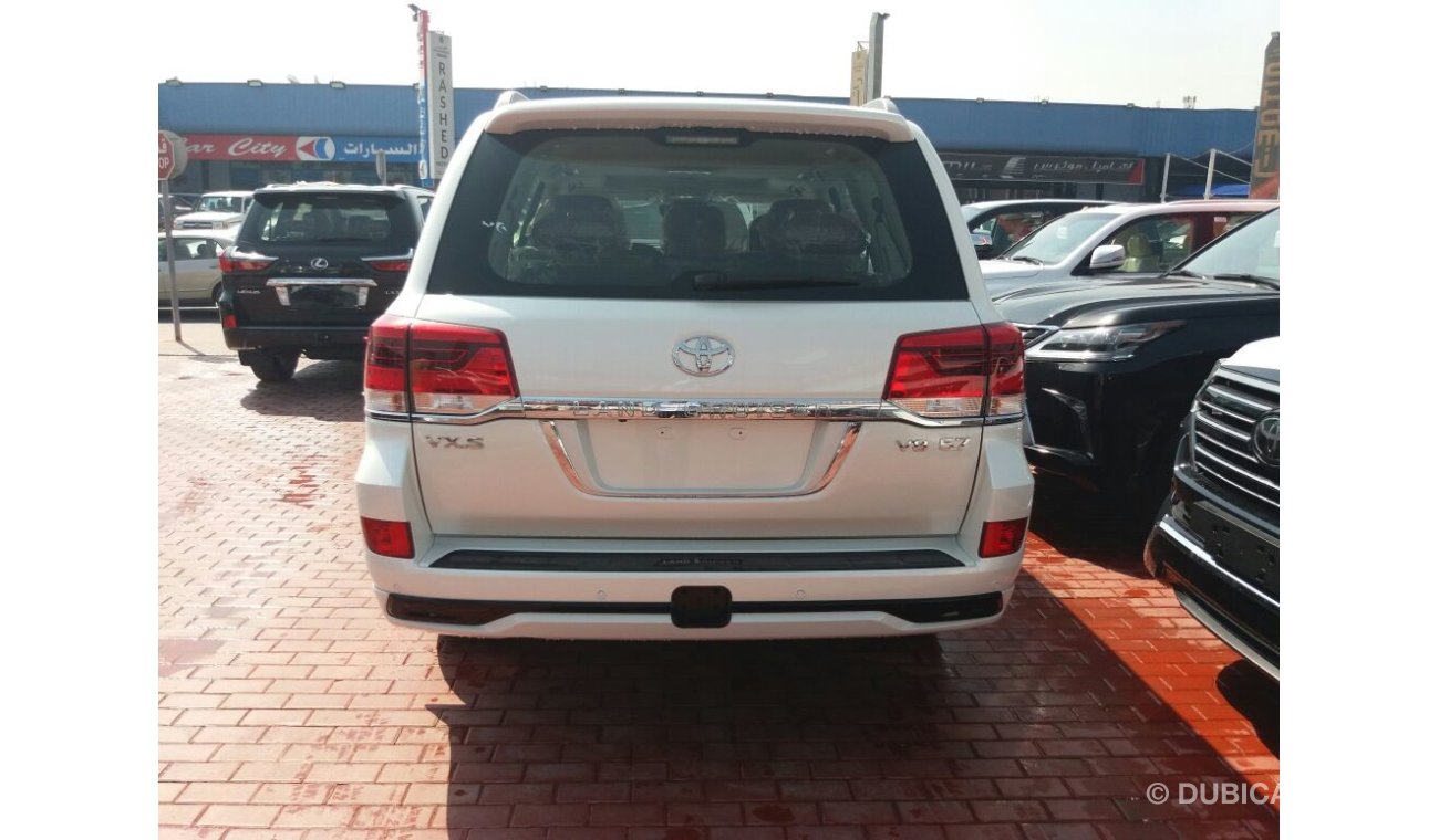 Toyota Land Cruiser VXS V8 5.7