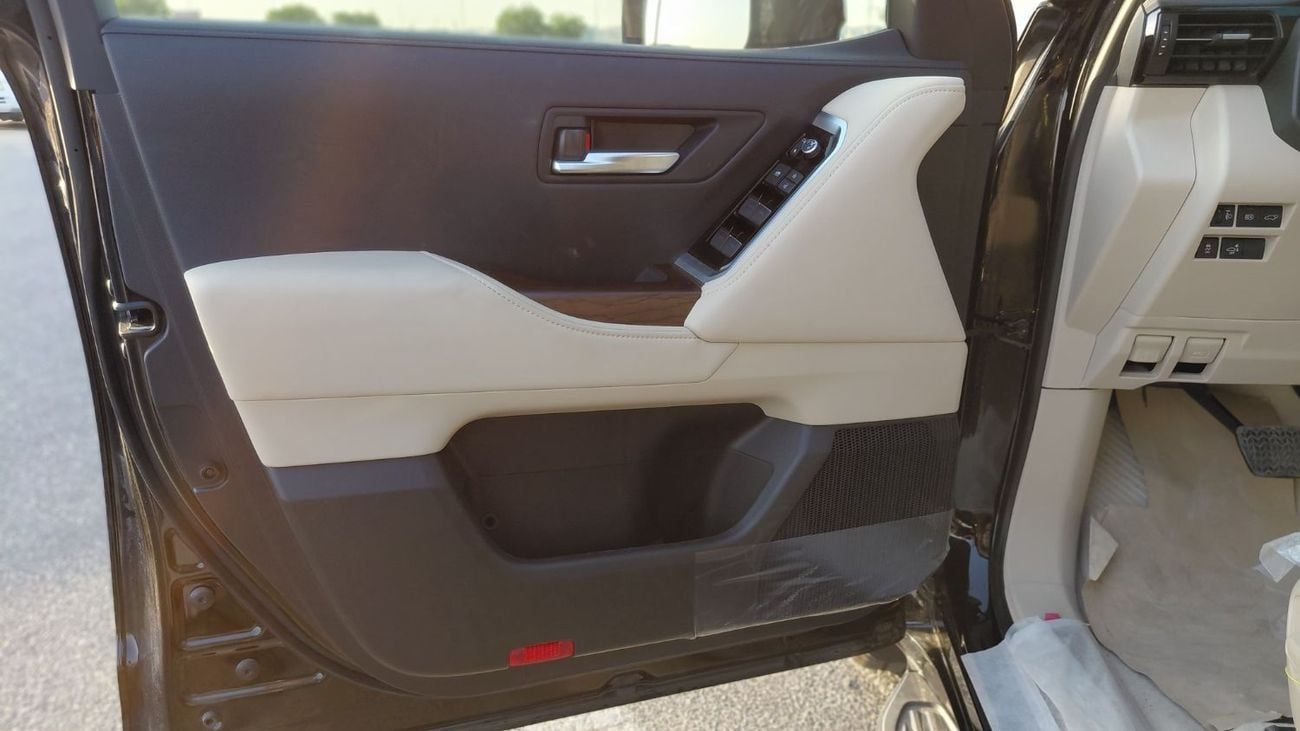 Toyota Land Cruiser GXR 3.5L