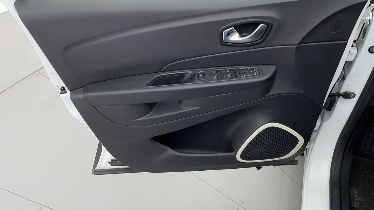 Renault Captur PE 1.6 | Zero Down Payment | Free Home Test Drive