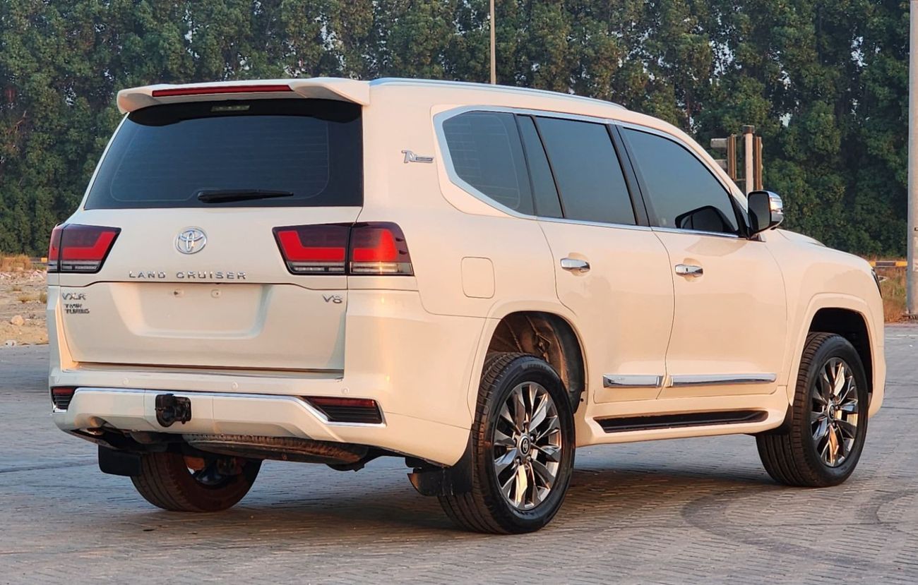 تويوتا لاند كروزر GX.R V8 upgrade 2022