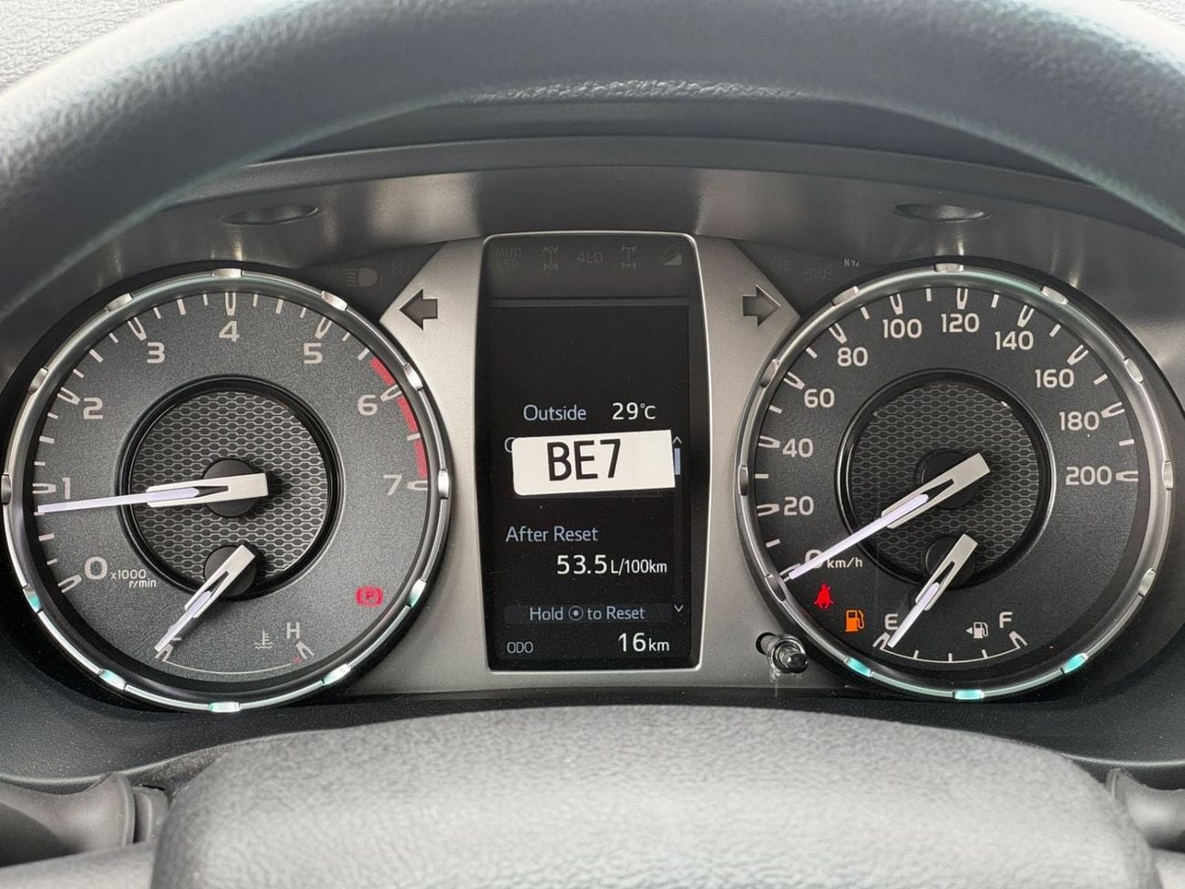 تويوتا هيلوكس 2026 TOYOTA HILUX D-C 2.7L PETROL MANUAL GCC SPEC